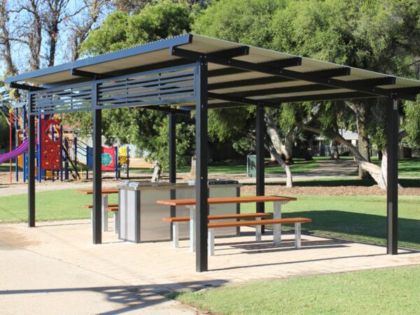 Old Gum Tree Reserve 1 Auminium Shelter Screening