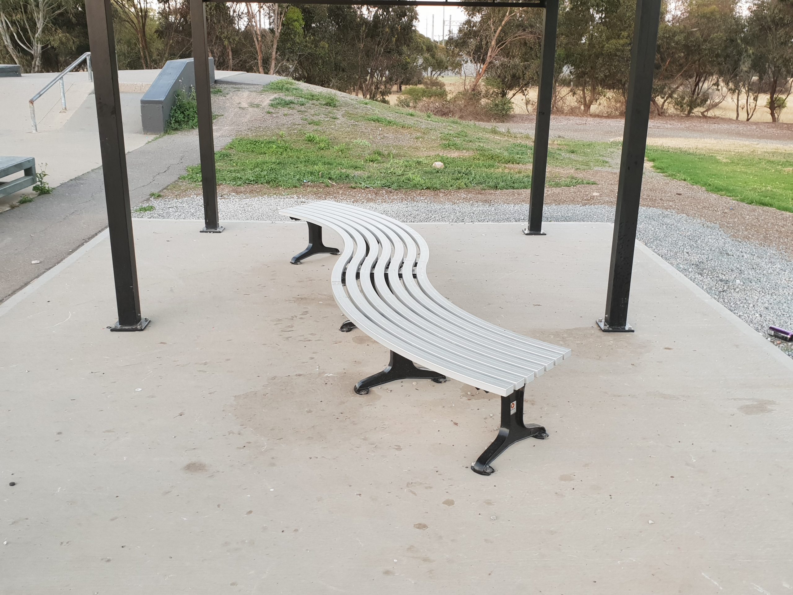 Luna Bench - Image 2