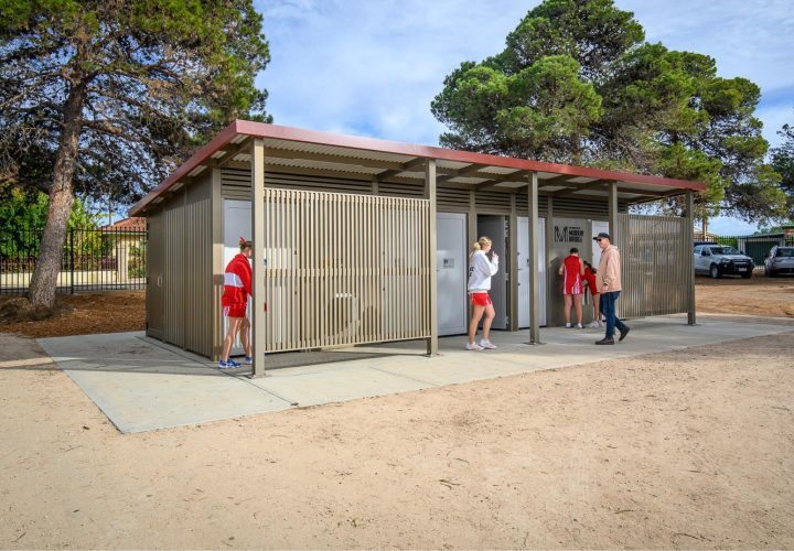 Murray Bridge Restrooms